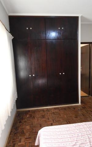 Casa para alugar com 240m², 3 quartos e 2 vagasSuíte