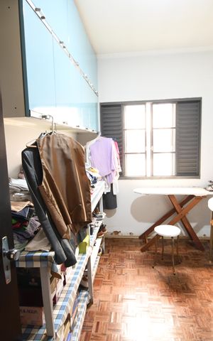 Casa para alugar com 240m², 3 quartos e 2 vagasQuarto de Serviço