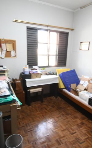 Casa para alugar com 240m², 3 quartos e 2 vagasQuarto 1