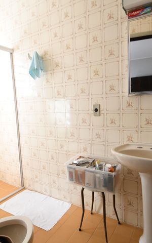 Casa para alugar com 240m², 3 quartos e 2 vagasBanheiro Suíte