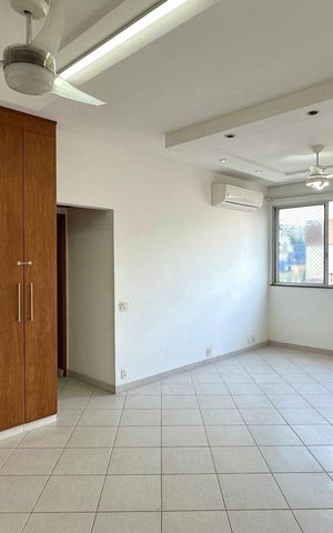 Apartamento à venda com 86m², 3 quartos e 1 vaga Apartamento à venda com 86m², 3 quartos e 1 vagaSala