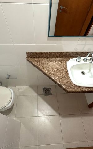 Apartamento à venda com 86m², 3 quartos e 1 vaga Apartamento à venda com 86m², 3 quartos e 1 vagaBanheiro Social 01