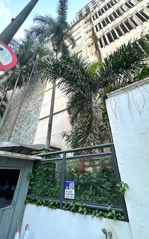 Apartamento à venda com 86m², 3 quartos e 1 vaga Apartamento à venda com 86m², 3 quartos e 1 vagaPlaquinha