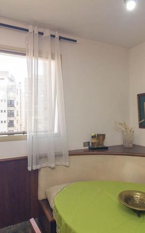 Apartamento para alugar com 400m², 3 quartos e 4 vagas Apartamento para alugar com 400m², 3 quartos e 4 vagasCopa