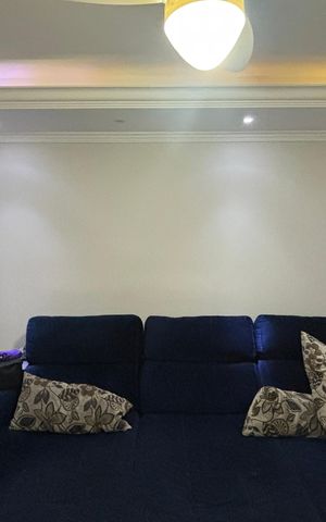 Casa à venda com 200m², 2 quartos e sem vaga Casa à venda com 200m², 2 quartos e sem vagaSala