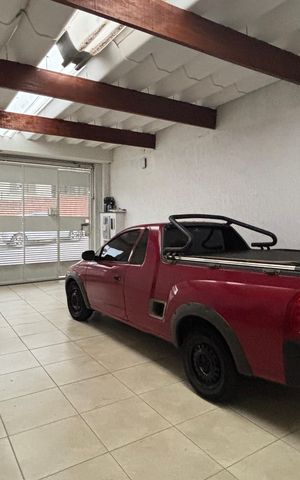 Casa à venda com 200m², 2 quartos e sem vaga Casa à venda com 200m², 2 quartos e sem vagaGaragem