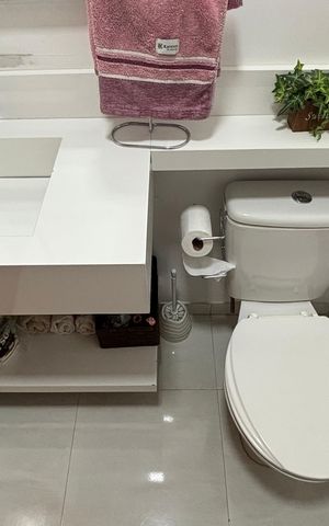 Casa à venda com 200m², 2 quartos e sem vaga Casa à venda com 200m², 2 quartos e sem vagaLavabo