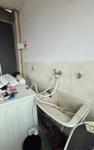 Casa à venda com 200m², 2 quartos e sem vaga Casa à venda com 200m², 2 quartos e sem vagaÁrea de Serviço