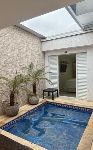Casa à venda com 200m², 2 quartos e sem vaga Casa à venda com 200m², 2 quartos e sem vagaQuintal - Churrasqueira
