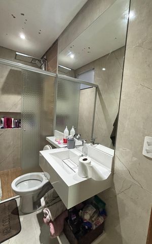 Casa à venda com 200m², 2 quartos e sem vaga Casa à venda com 200m², 2 quartos e sem vagaBanheiro da Suíte 1