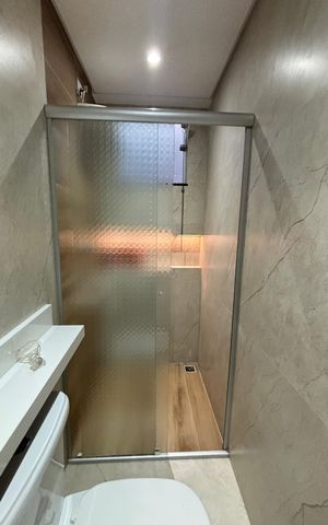 Casa à venda com 200m², 2 quartos e sem vaga Casa à venda com 200m², 2 quartos e sem vagaBanheiro da Suíte 2