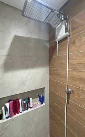 Casa à venda com 200m², 2 quartos e sem vaga Casa à venda com 200m², 2 quartos e sem vagaBanheiro da Suíte 1