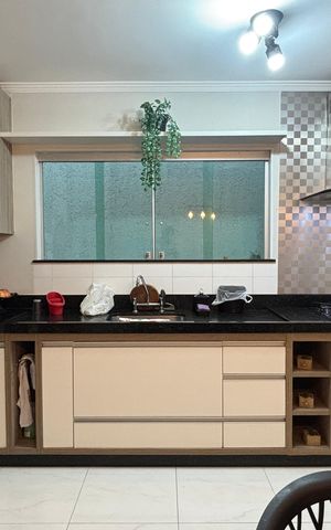 Casa à venda com 200m², 2 quartos e sem vaga Casa à venda com 200m², 2 quartos e sem vagaCozinha