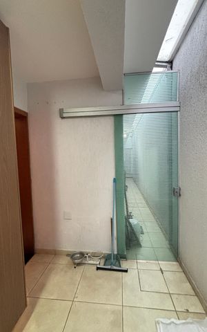 Casa à venda com 200m², 2 quartos e sem vaga Casa à venda com 200m², 2 quartos e sem vagaÁrea de Serviço