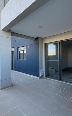 Apartamento à venda com 96m², 2 quartos e 1 vaga Apartamento à venda com 96m², 2 quartos e 1 vagaSacada da Sala