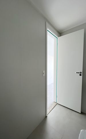 Apartamento à venda com 96m², 2 quartos e 1 vaga Apartamento à venda com 96m², 2 quartos e 1 vagaBanheiro da Suíte