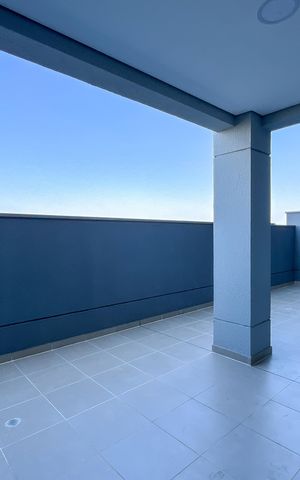 Apartamento à venda com 96m², 2 quartos e 1 vaga Apartamento à venda com 96m², 2 quartos e 1 vagaSacada da Sala