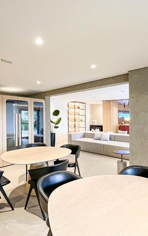 Apartamento à venda com 96m², 2 quartos e 1 vaga Apartamento à venda com 96m², 2 quartos e 1 vagaCoworking