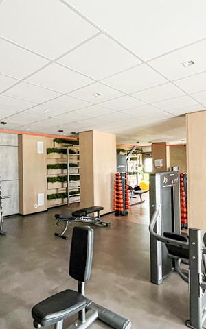 Apartamento à venda com 96m², 2 quartos e 1 vaga Apartamento à venda com 96m², 2 quartos e 1 vagaÁrea comum - Academia