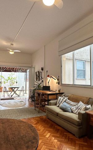 Apartamento à venda com 190m², 4 quartos e 1 vaga Apartamento à venda com 190m², 4 quartos e 1 vagaSala 2