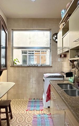 Apartamento à venda com 190m², 4 quartos e 1 vaga Apartamento à venda com 190m², 4 quartos e 1 vagaCozinha 2