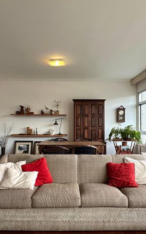 Apartamento à venda com 190m², 4 quartos e 1 vaga Apartamento à venda com 190m², 4 quartos e 1 vagaSala