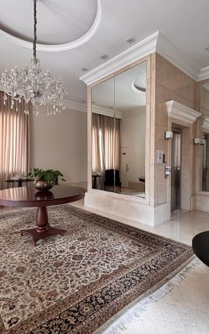 Apartamento à venda com 456m², 4 quartos e 5 vagas Apartamento à venda com 456m², 4 quartos e 5 vagasÁrea comum
