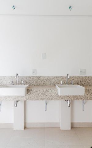 Apartamento à venda com 277m², 4 quartos e 4 vagasBanheiro da Suíte 4