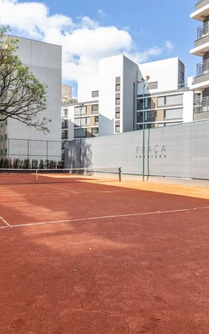 Apartamento à venda com 277m², 4 quartos e 4 vagas Apartamento à venda com 277m², 4 quartos e 4 vagasÁrea comum - Quadra