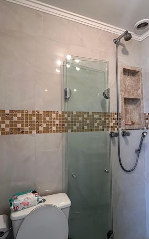 Apartamento à venda com 63m², 2 quartos e 1 vaga Apartamento à venda com 63m², 2 quartos e 1 vagaBanheiro