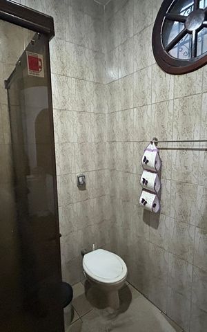 Casa à venda com 300m², 3 quartos e sem vagaBanheiro da Suíte