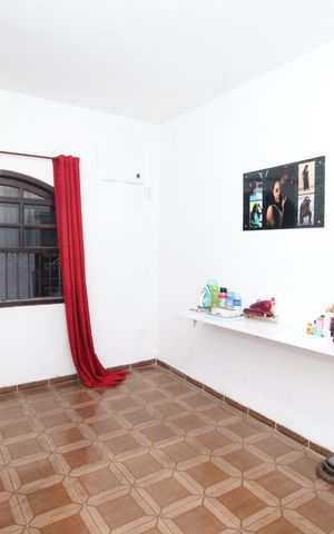 Casa à venda com 300m², 3 quartos e sem vagaQuarto 1