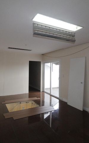 Casa à venda com 450m², 4 quartos e 6 vagasCobertura