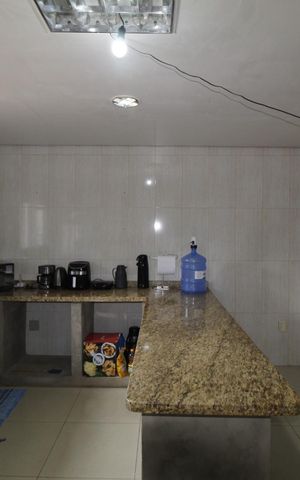 Casa à venda com 450m², 4 quartos e 6 vagasCozinha