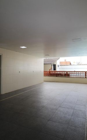 Casa à venda com 450m², 4 quartos e 6 vagasGaragem