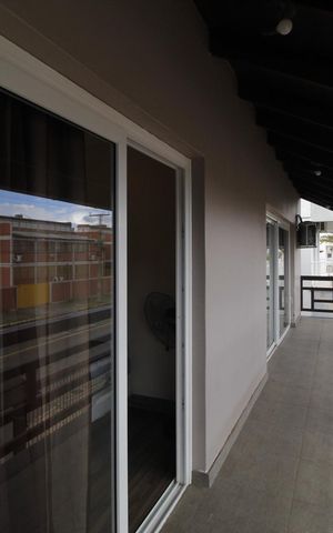 Casa à venda com 450m², 4 quartos e 6 vagasSacada da Suíte 2