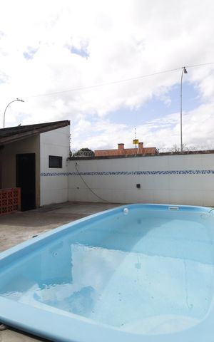 Casa à venda com 450m², 4 quartos e 6 vagasÁrea comum - Piscina