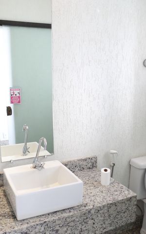 Casa à venda com 429m², 3 quartos e 4 vagasBanheiro