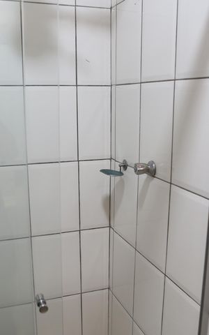 Casa à venda com 429m², 3 quartos e 4 vagasBanheiro da Suíte 1