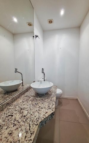 Apartamento à venda com 230m², 4 quartos e 2 vagasLavabo