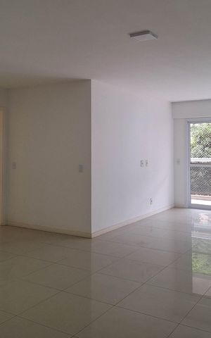 Apartamento à venda com 230m², 4 quartos e 2 vagasSala