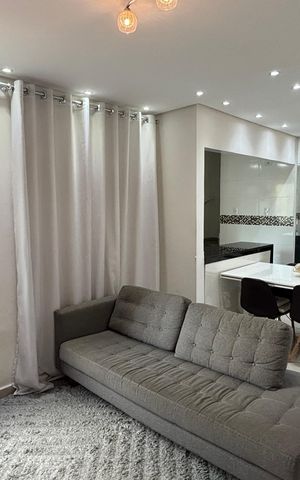 Apartamento à venda com 170m², 3 quartos e 2 vagas Apartamento à venda com 170m², 3 quartos e 2 vagasSala