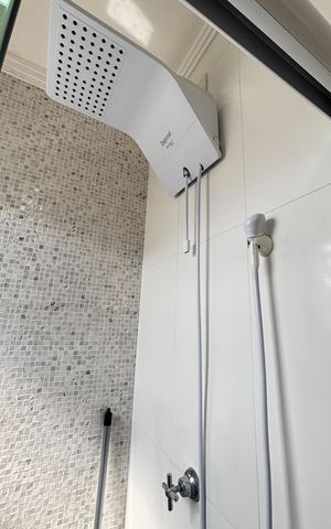 Apartamento à venda com 170m², 3 quartos e 2 vagas Apartamento à venda com 170m², 3 quartos e 2 vagasBanheiro da Suíte