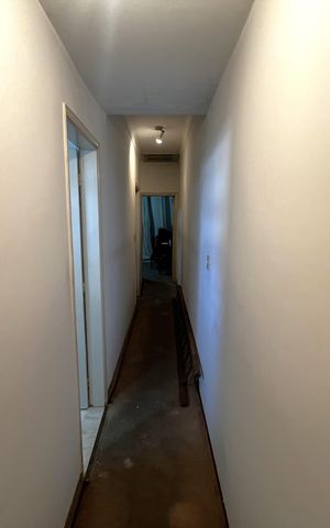 Casa à venda com 140m², 3 quartos e 1 vagaCorredor