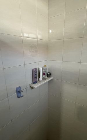 Casa à venda com 140m², 3 quartos e 1 vagaBanheiro