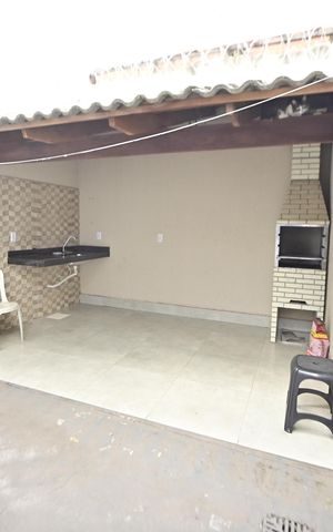 Casa à venda com 82m², 2 quartos e 2 vagas