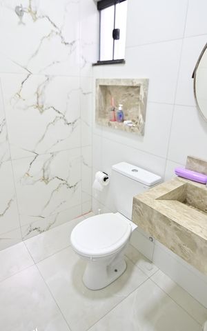 Casa à venda com 82m², 2 quartos e 2 vagas