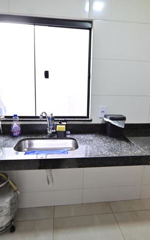 Casa à venda com 82m², 2 quartos e 2 vagas