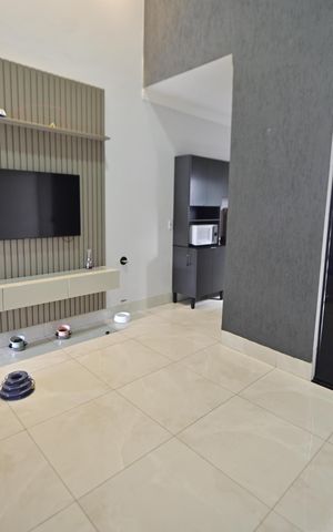 Casa à venda com 82m², 2 quartos e 2 vagas