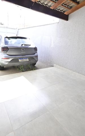 Casa à venda com 82m², 2 quartos e 2 vagas